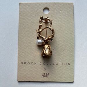 H&M brock collection Gold Brooch with Pearl Accent